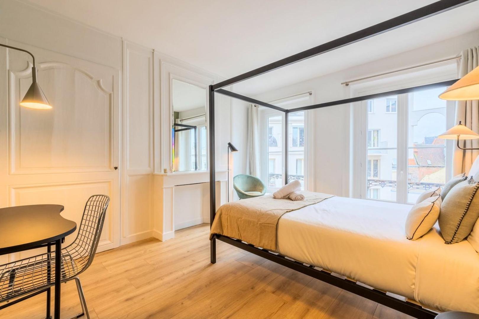 3 Bedroom Apartment On The Grand Place Лилль Экстерьер фото