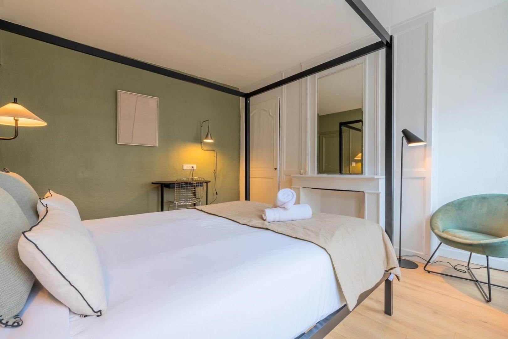 3 Bedroom Apartment On The Grand Place Лилль Экстерьер фото